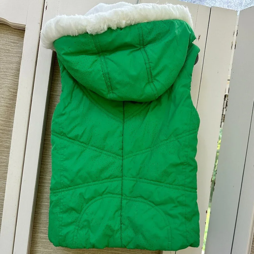 Childrens Place Girls Green Sparkle Puffer Vest Fur Hood 7 8 Removable Hood